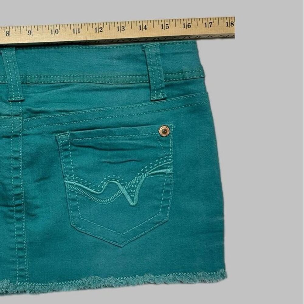Wallflower Women's Green and Blue Skirt - Picture 4 of 4